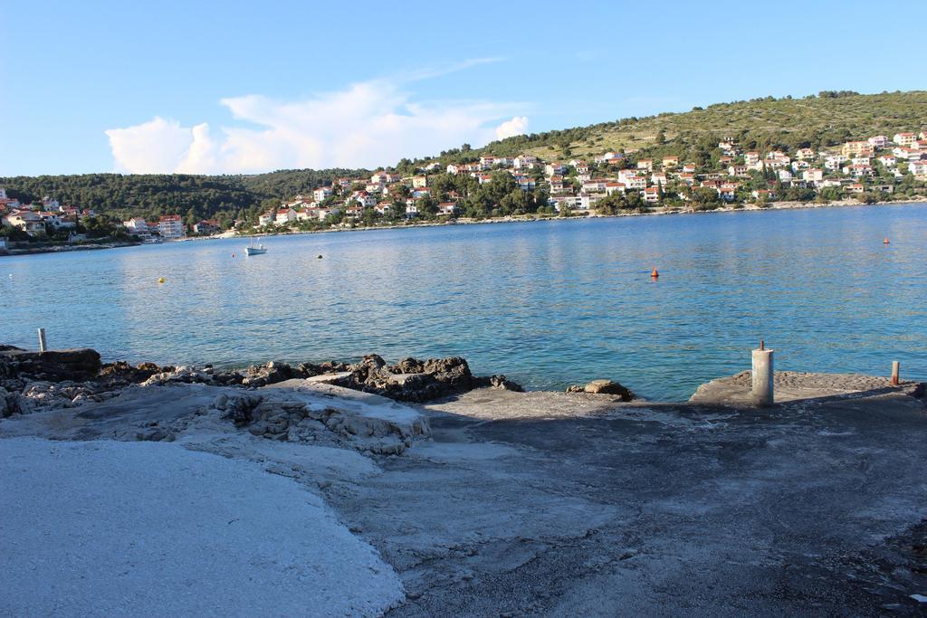 Apartment Ema Trogir Oda fotoğraf